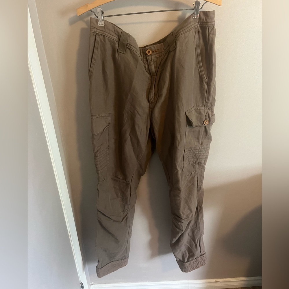 Robert Graham linen and cotton Yates classic cargos 33 olive green